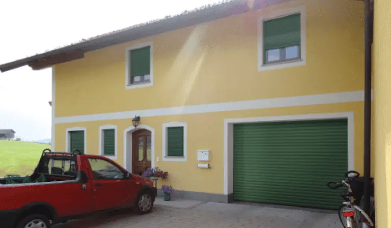 Единый стиль с оконно-дверными роллетами